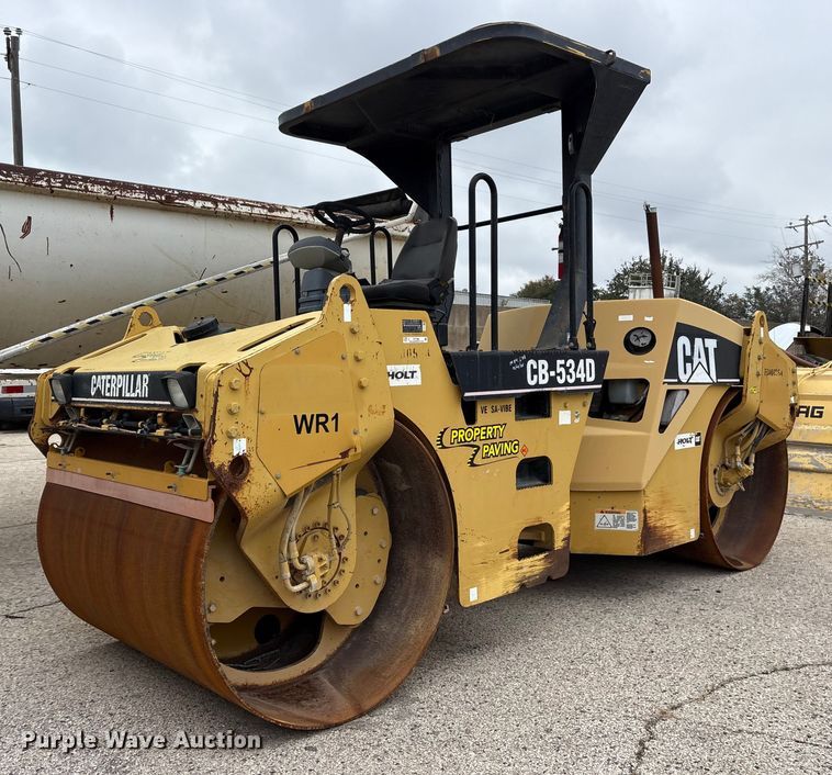 image for item ET7382 2006 Caterpillar CB-534D double drum vibratory roller