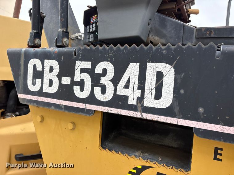 image for item ET7382 2006 Caterpillar CB-534D double drum vibratory roller