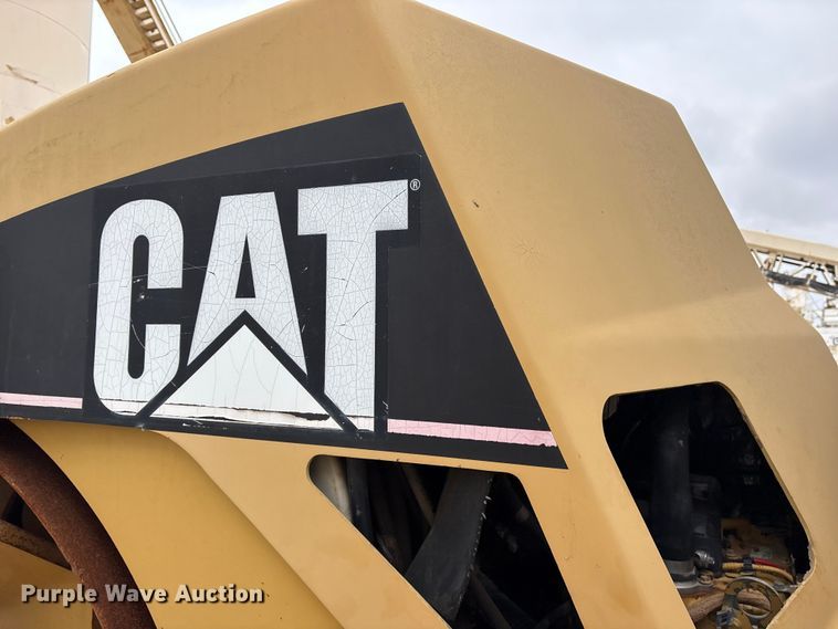 image for item ET7382 2006 Caterpillar CB-534D double drum vibratory roller