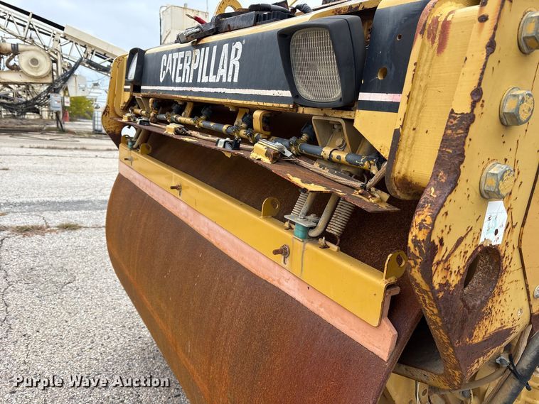 image for item ET7382 2006 Caterpillar CB-534D double drum vibratory roller