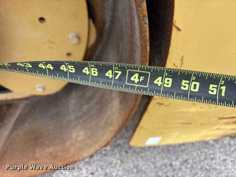 image for item ET7382 2006 Caterpillar CB-534D double drum vibratory roller