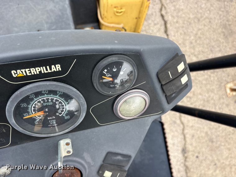 image for item ET7382 2006 Caterpillar CB-534D double drum vibratory roller