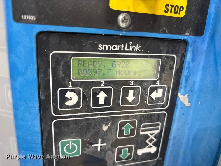 image for item ET7495 2013 Genie GR-20 vertical lift