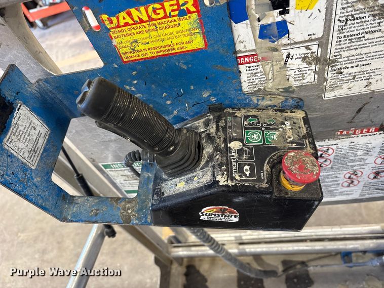 image for item ET7495 2013 Genie GR-20 vertical lift