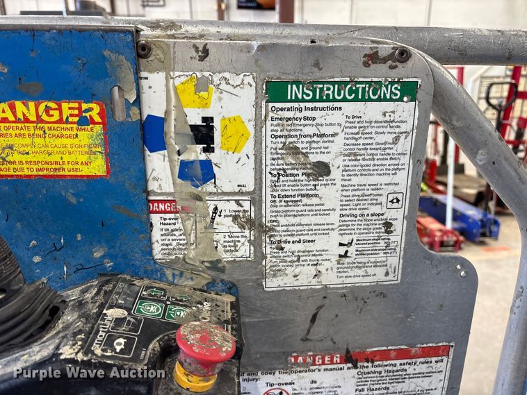 image for item ET7495 2013 Genie GR-20 vertical lift