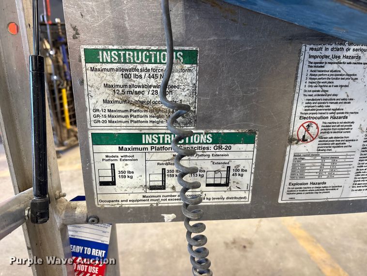 image for item ET7495 2013 Genie GR-20 vertical lift