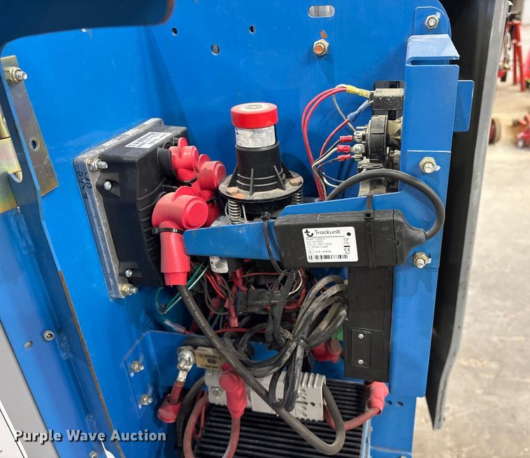 image for item ET7495 2013 Genie GR-20 vertical lift