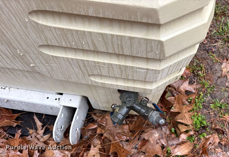 image for item ET7498 2009 Ingersoll Rand P185WJD air compressor