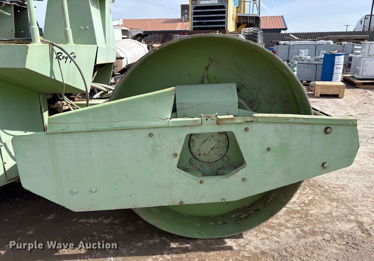 image for item EU4825 Ray Go Rascal single drum vibratory roller