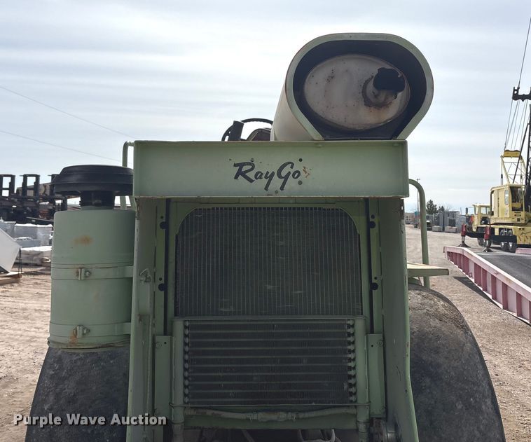 image for item EU4825 Ray Go Rascal single drum vibratory roller