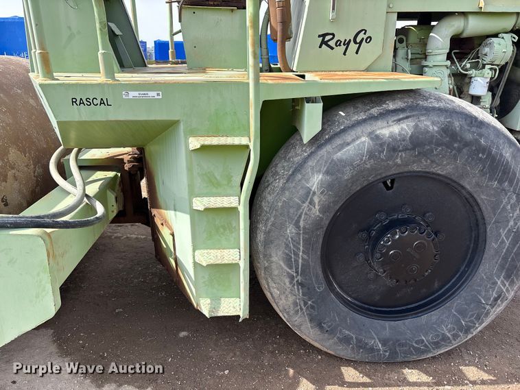 image for item EU4825 Ray Go Rascal single drum vibratory roller