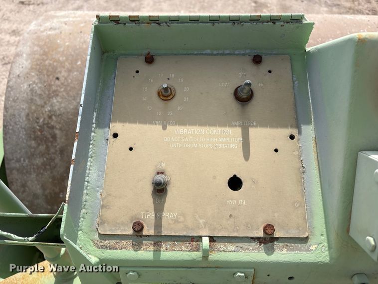 image for item EU4825 Ray Go Rascal single drum vibratory roller