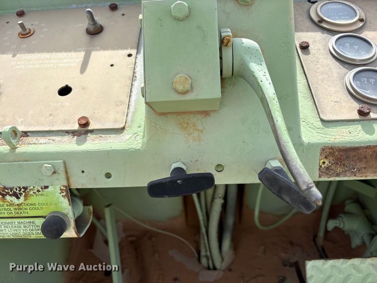 image for item EU4825 Ray Go Rascal single drum vibratory roller