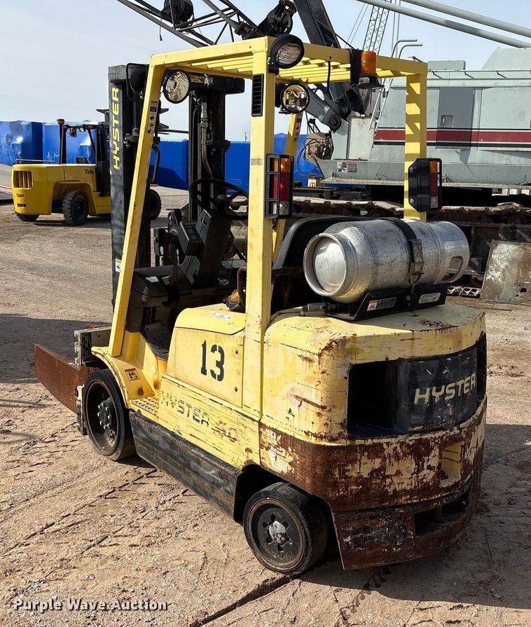 image for item EU4826 Hyster S50XM forklift