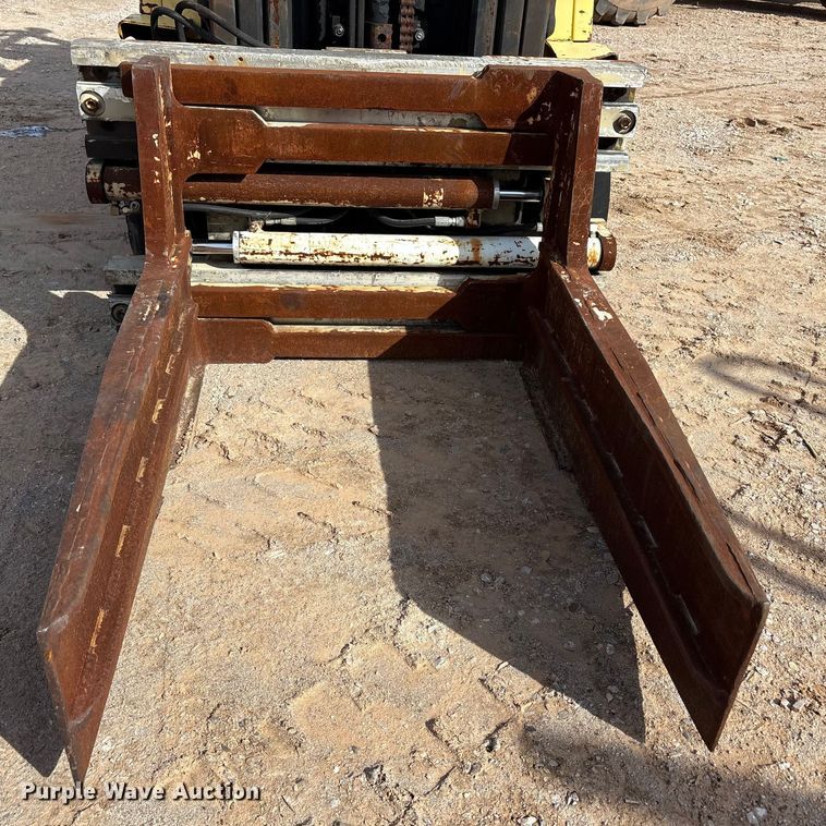 image for item EU4826 Hyster S50XM forklift