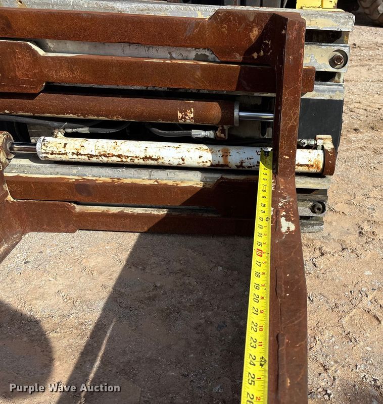 image for item EU4826 Hyster S50XM forklift