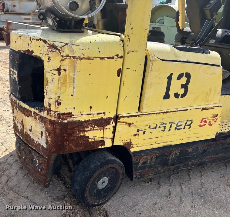 image for item EU4826 Hyster S50XM forklift