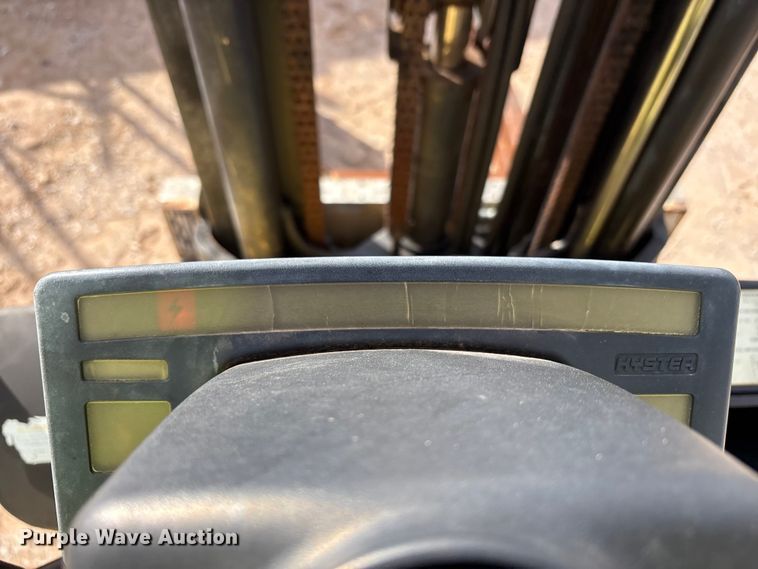 image for item EU4826 Hyster S50XM forklift