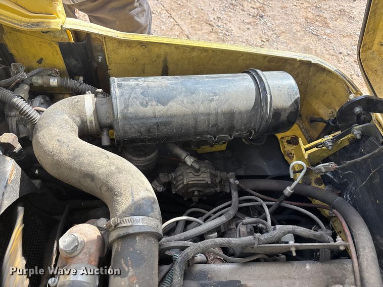 image for item EU4826 Hyster S50XM forklift