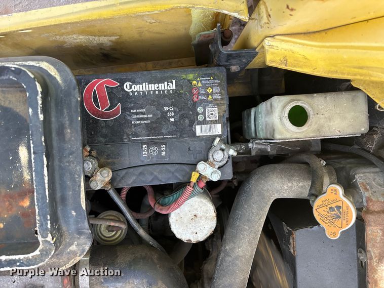 image for item EU4826 Hyster S50XM forklift