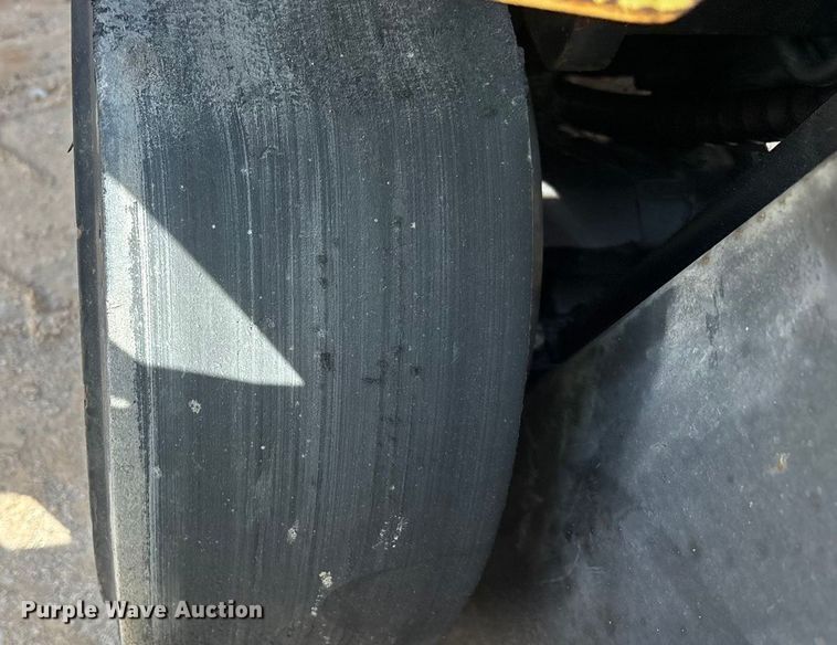 image for item EU4826 Hyster S50XM forklift