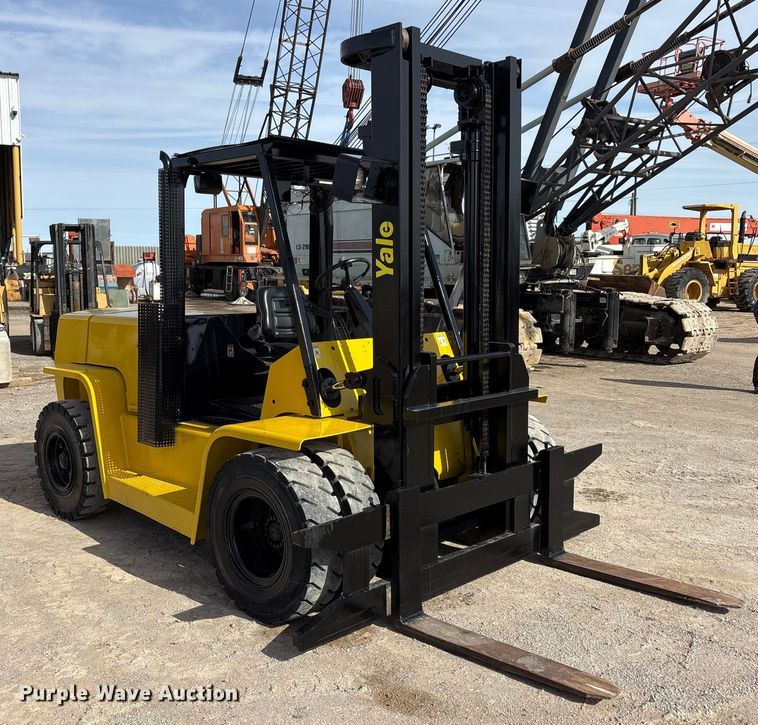 image for item EU4827 Yale GDP155CANPBV108 forklift