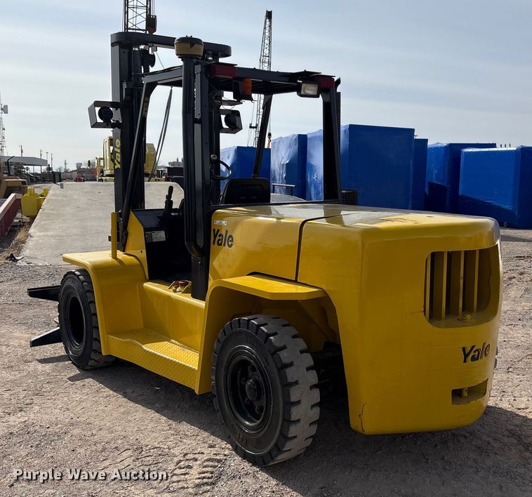 image for item EU4827 Yale GDP155CANPBV108 forklift
