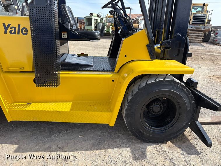 image for item EU4827 Yale GDP155CANPBV108 forklift