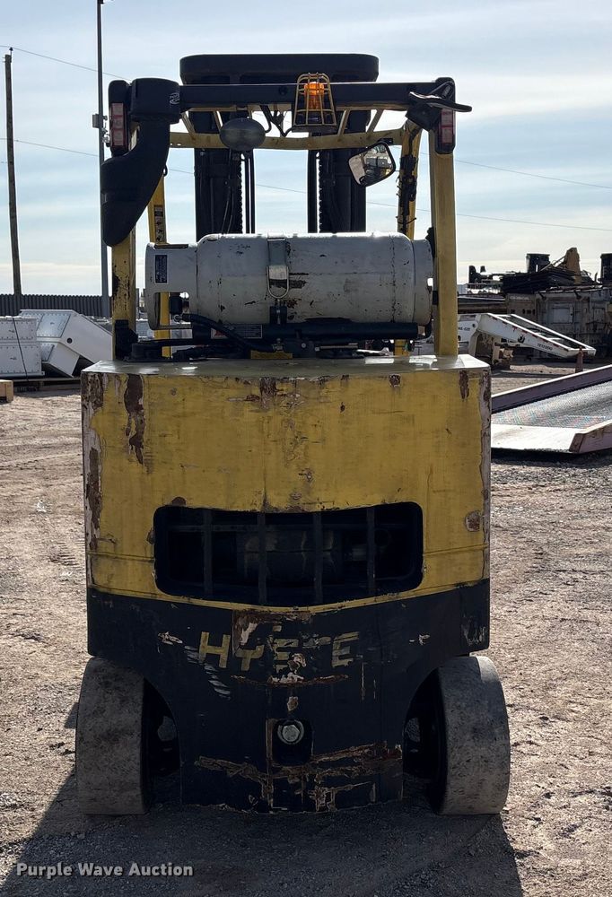 image for item EU4828 Hyster S120FT forklift