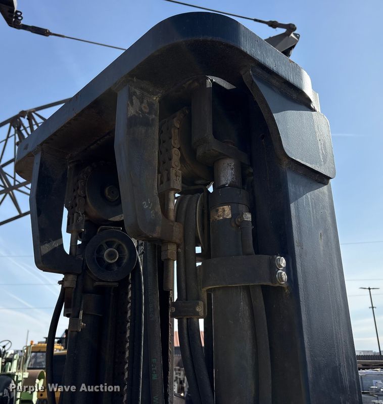 image for item EU4828 Hyster S120FT forklift