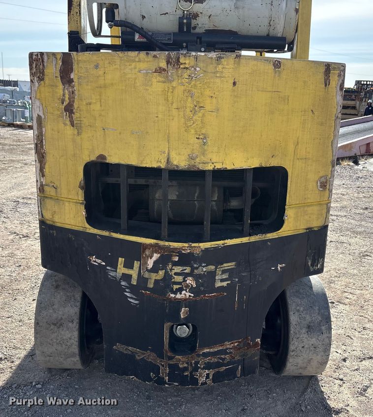 image for item EU4828 Hyster S120FT forklift