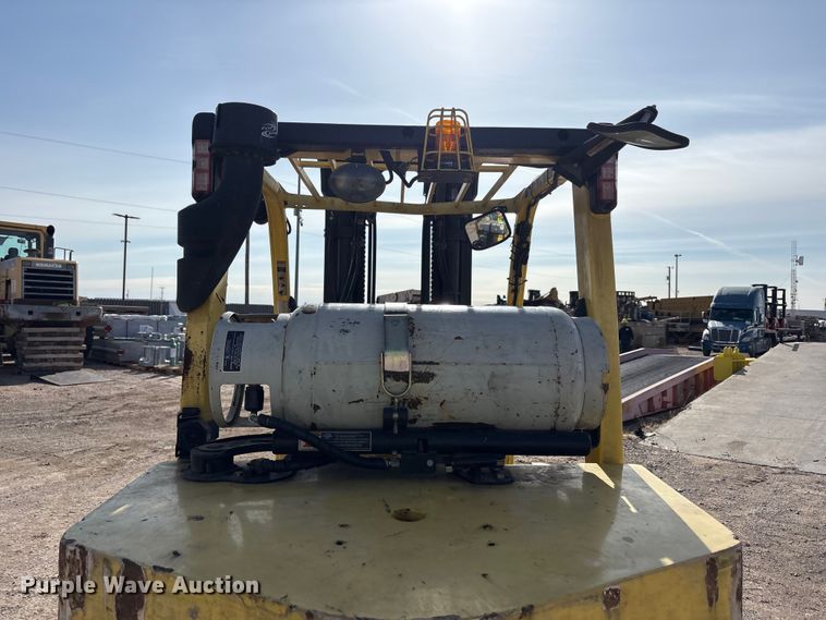 image for item EU4828 Hyster S120FT forklift