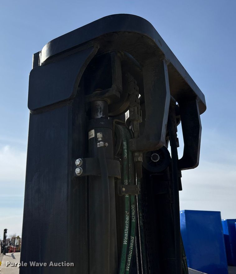 image for item EU4828 Hyster S120FT forklift