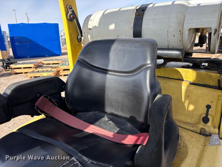 image for item EU4828 Hyster S120FT forklift