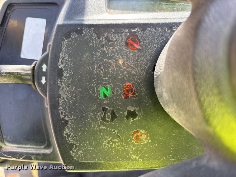 image for item EU4828 Hyster S120FT forklift