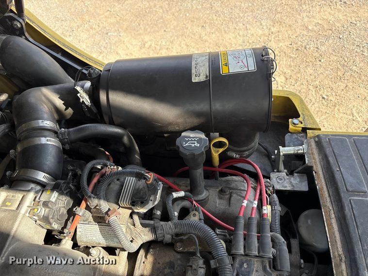 image for item EU4828 Hyster S120FT forklift