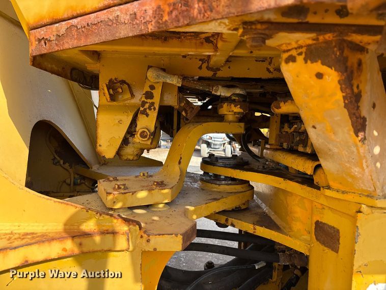 image for item EU4829 Komatsu WA200-1 wheel loader