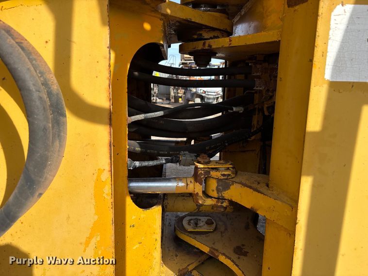 image for item EU4829 Komatsu WA200-1 wheel loader