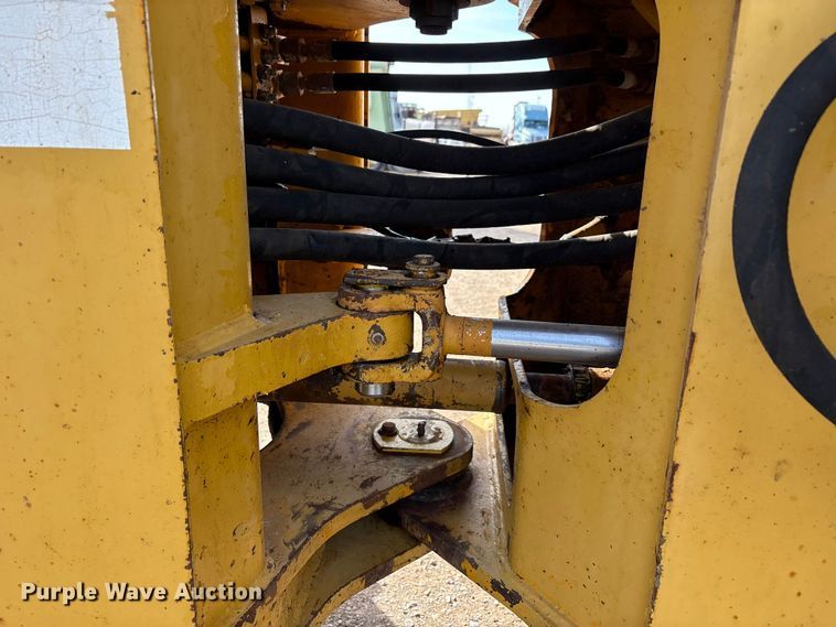 image for item EU4829 Komatsu WA200-1 wheel loader