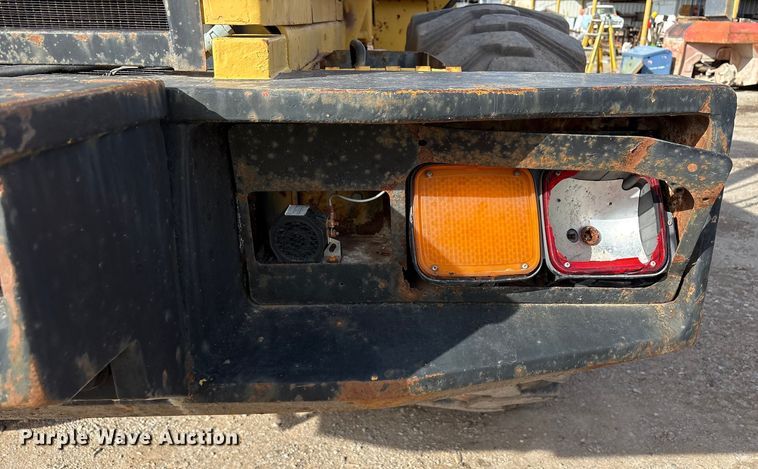 image for item EU4829 Komatsu WA200-1 wheel loader