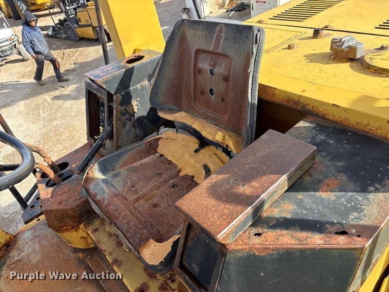 image for item EU4829 Komatsu WA200-1 wheel loader