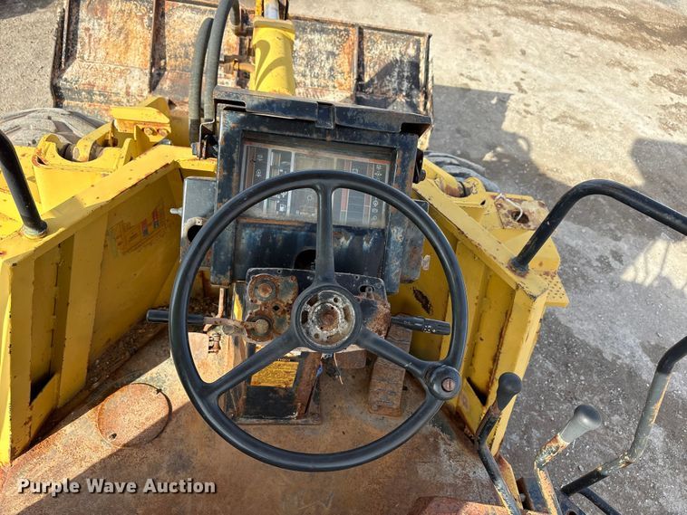 image for item EU4829 Komatsu WA200-1 wheel loader