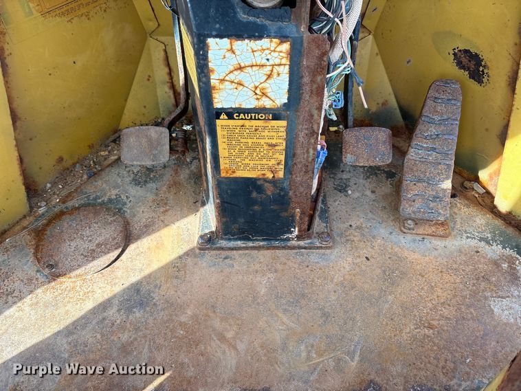 image for item EU4829 Komatsu WA200-1 wheel loader