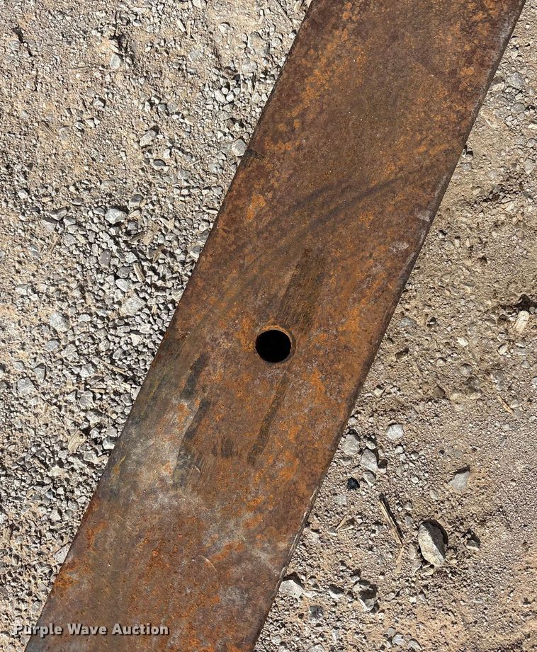 image for item EU4830 Caterpillar DP70 forklift