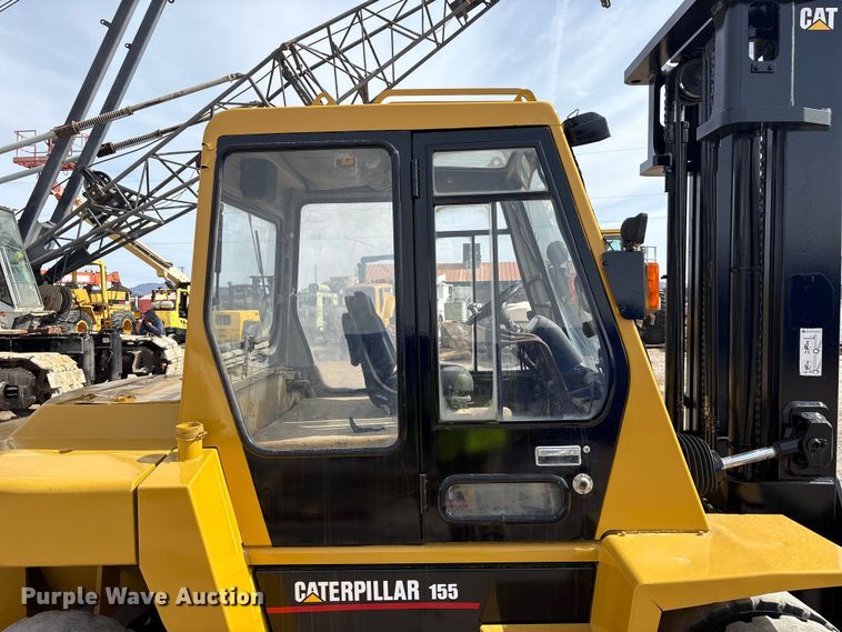 image for item EU4830 Caterpillar DP70 forklift