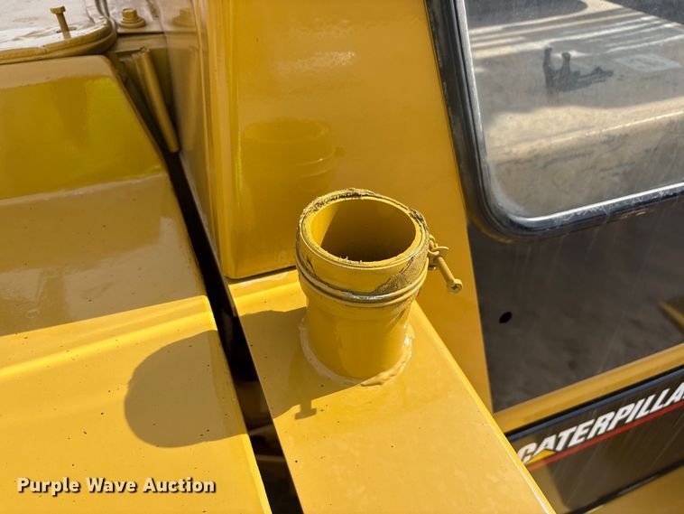 image for item EU4830 Caterpillar DP70 forklift