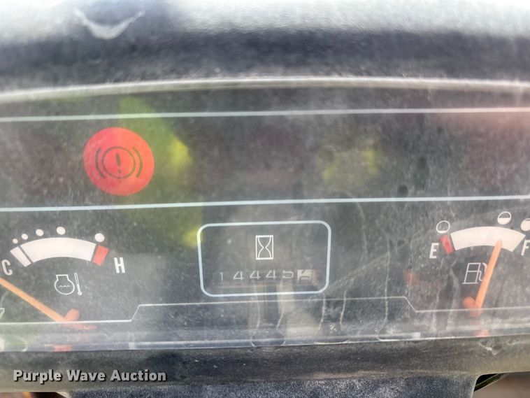 image for item EU4830 Caterpillar DP70 forklift