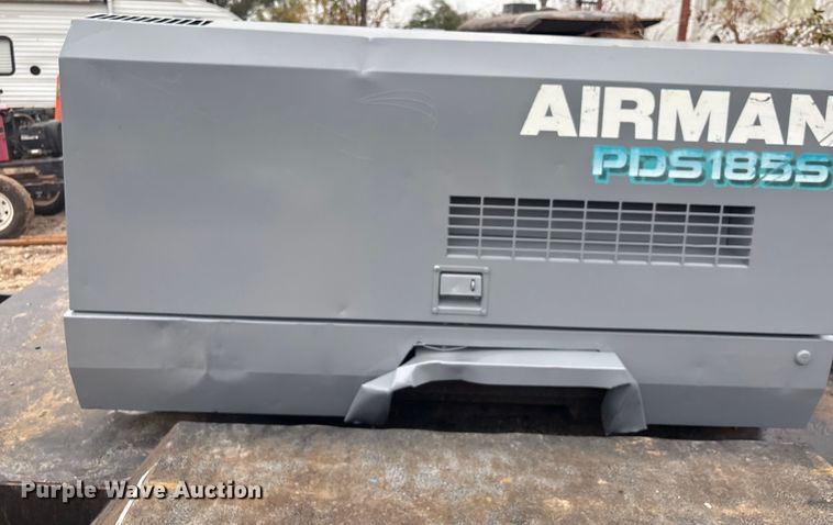 image for item EU7147 Airman PDS185S air compressor