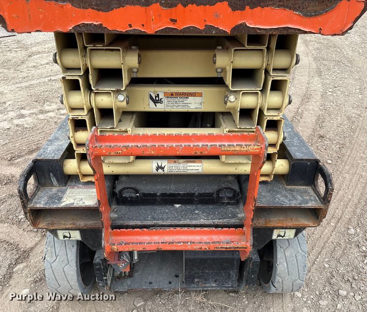 image for item EU7335 2020 JLG ES1932 scissor lift