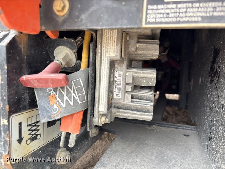 image for item EU7335 2020 JLG ES1932 scissor lift